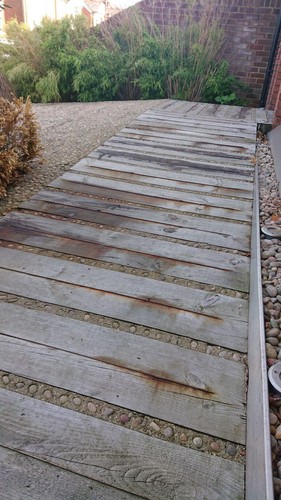 Non slip timber railway - non-slip,